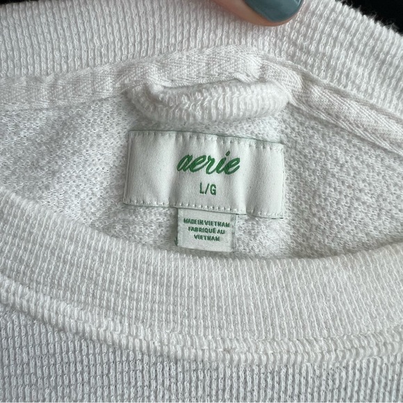 American Eagle White Long Sleeved Sweatshirt Jersey Knit Size Large L - Picture 4 of 4